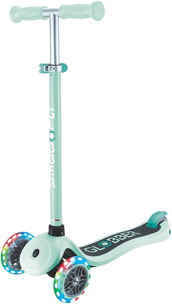 Globber - Primo Lights - 3 Wheel Scooter for Kids 5-7 Years, Scooters for Children, Pastel Green
