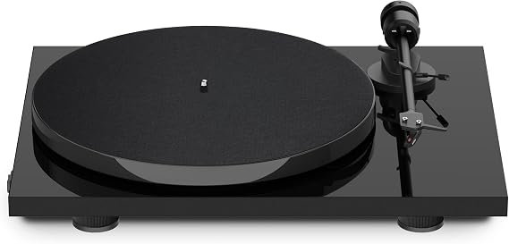 Pro-Ject E1 Phono, Plug & Play Entry Level Record Player with built-in switchable phono stage and 33/45 electronic speed switch (Black)