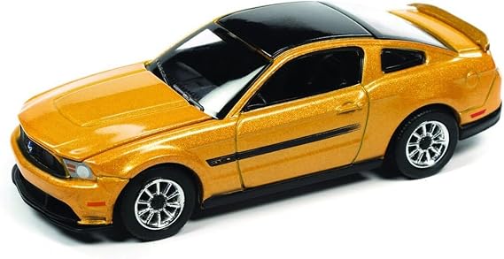 Auto World - 2012 Mustang GT/CS