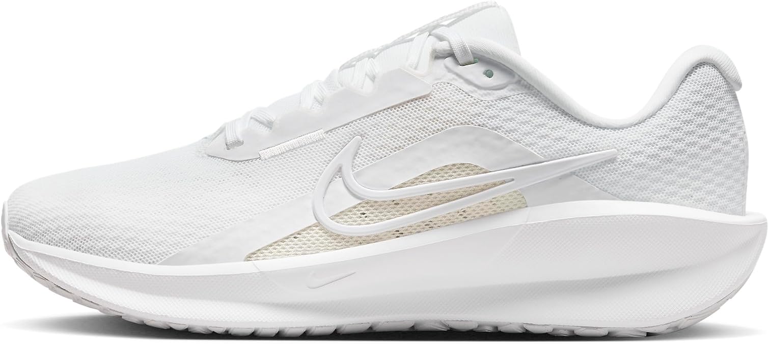 NIKE Women's W Downshifter 13 Running Shoes