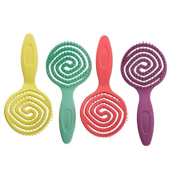 Dompel Hair Brush Pirulito, antistatic bristles, for all hair types, this brush set  in four delicious scent (Strawberry, Pineapple, Grape, and Green Apple), Model 4018.