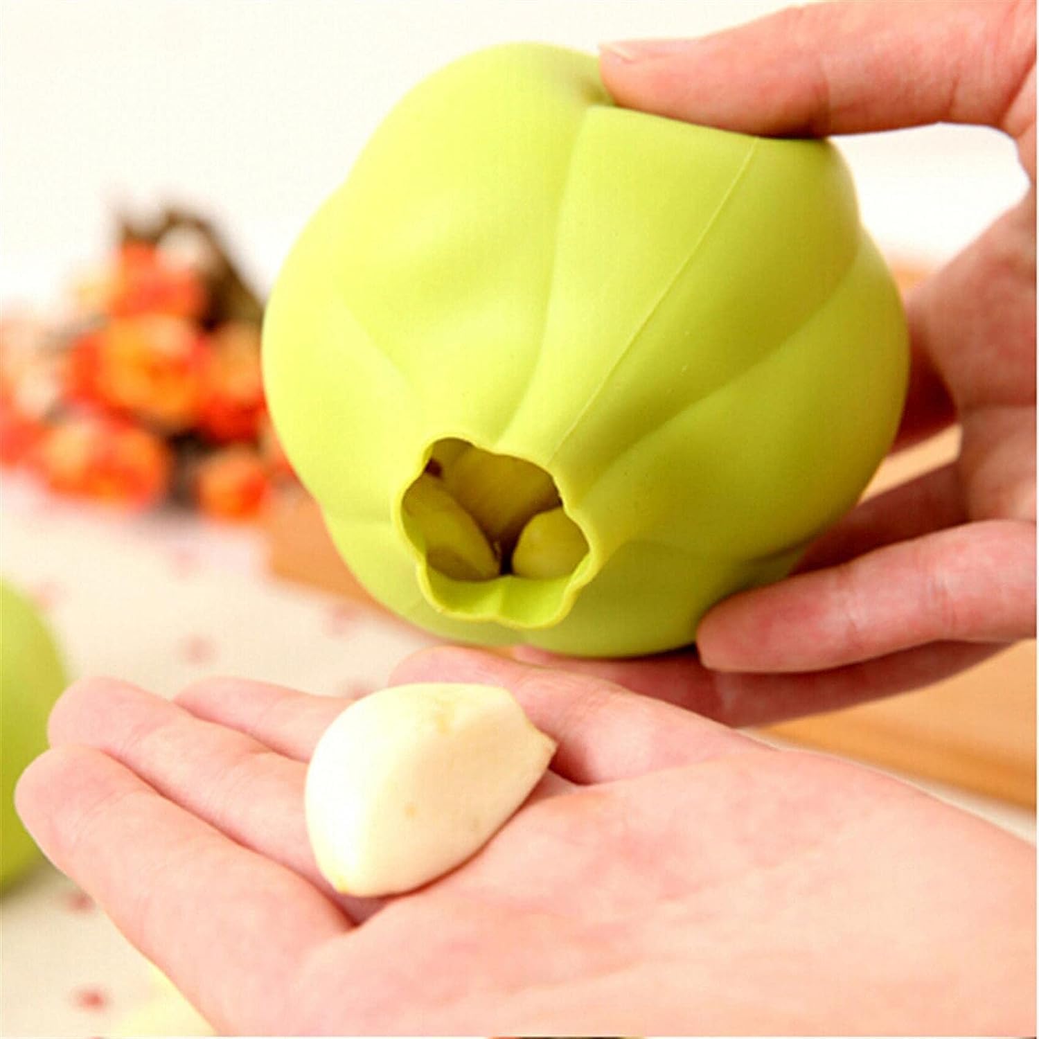 Green Garlic Peeler Silicone Garlic Skin Remover Keep Your Hands Free Kitchen Gadgets Slicing Tools