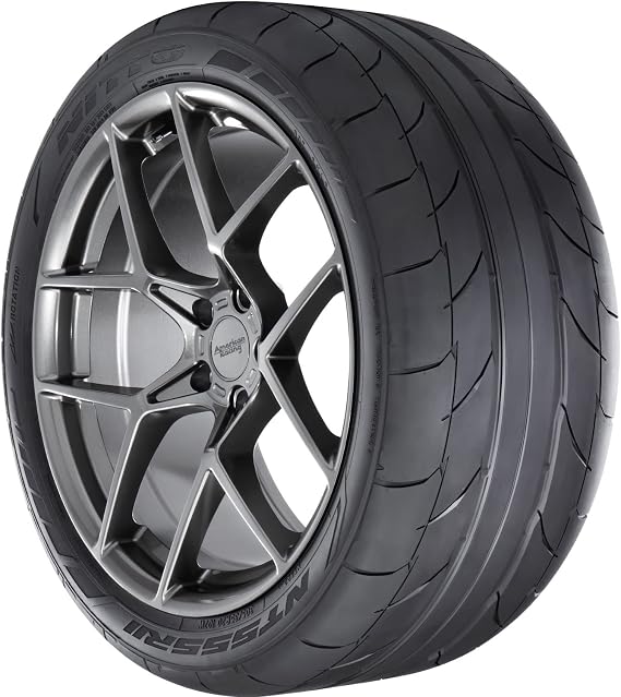 Nitto NT555RII P275/40R17 93W