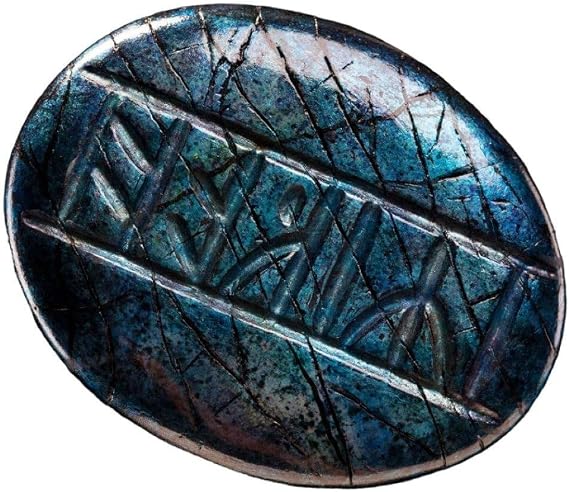 WETA Workshop Hobbit Prop Replica Kilis Rune Stone