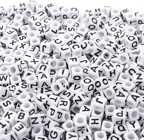 700PCS White Letter Beads Alphabet Beads for Making DIY (6mm) | Premium Acrylic Cube Shape, Ideal Bracelets and Keychains, Large Hole Design for Easy Paracord Threading