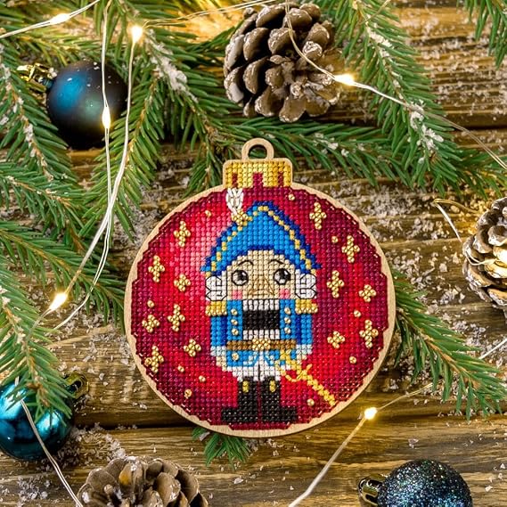 Wizardi Wonderland Crafts Cross-Stitch kit on Wood FLW-004