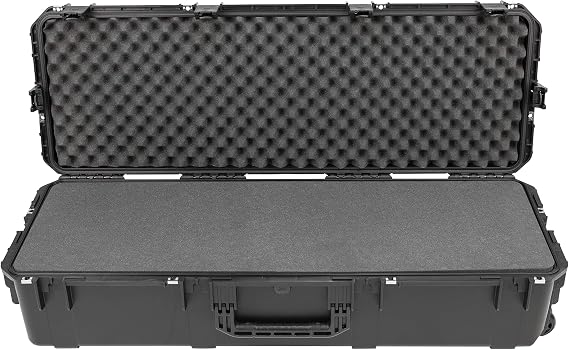 SKB 3I-4414-10BL iSeries 44" x 14" x 10" - Layer Foam w/Wheels, Black